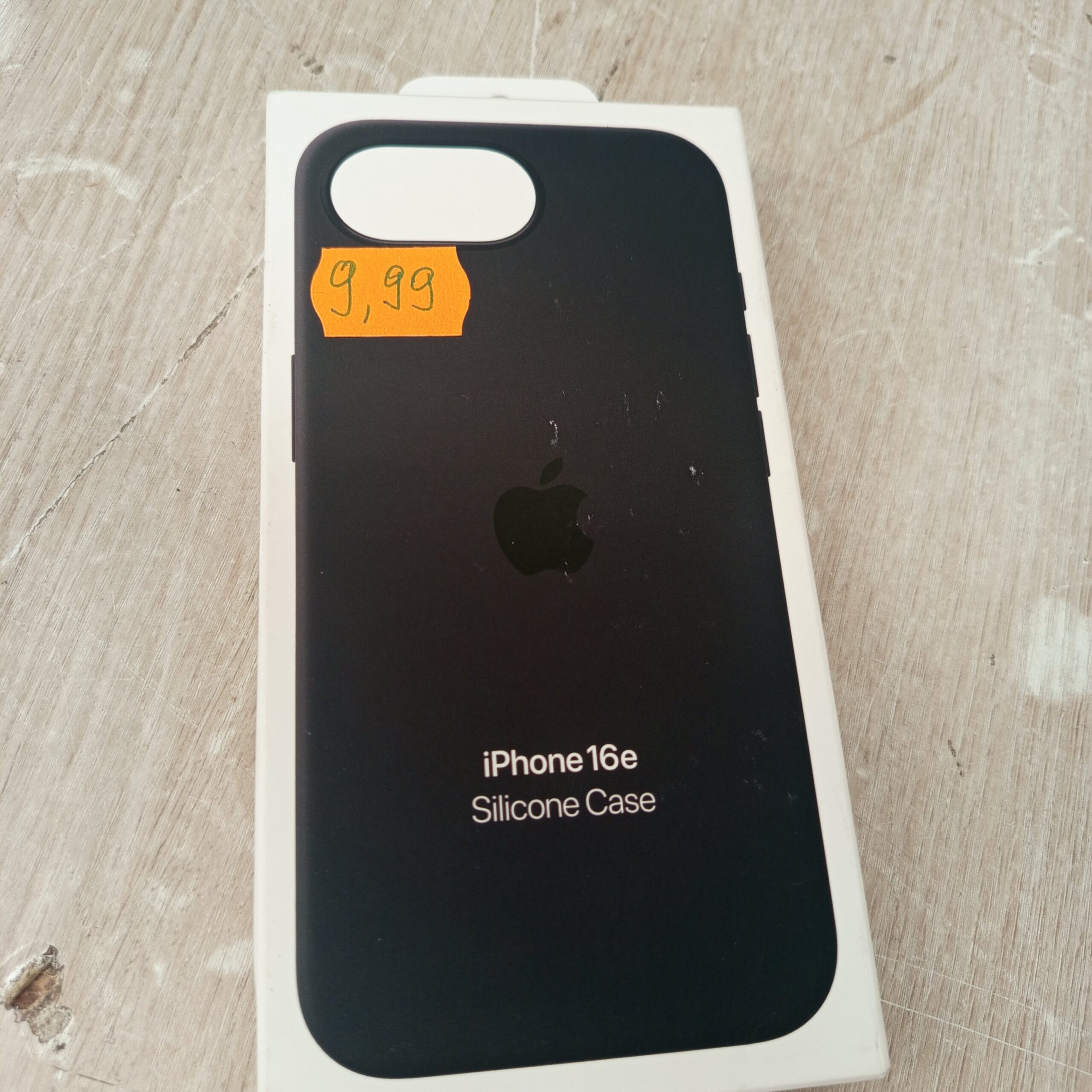 Funda de Silicona - iPhone 16e - Apple - Imagen 9