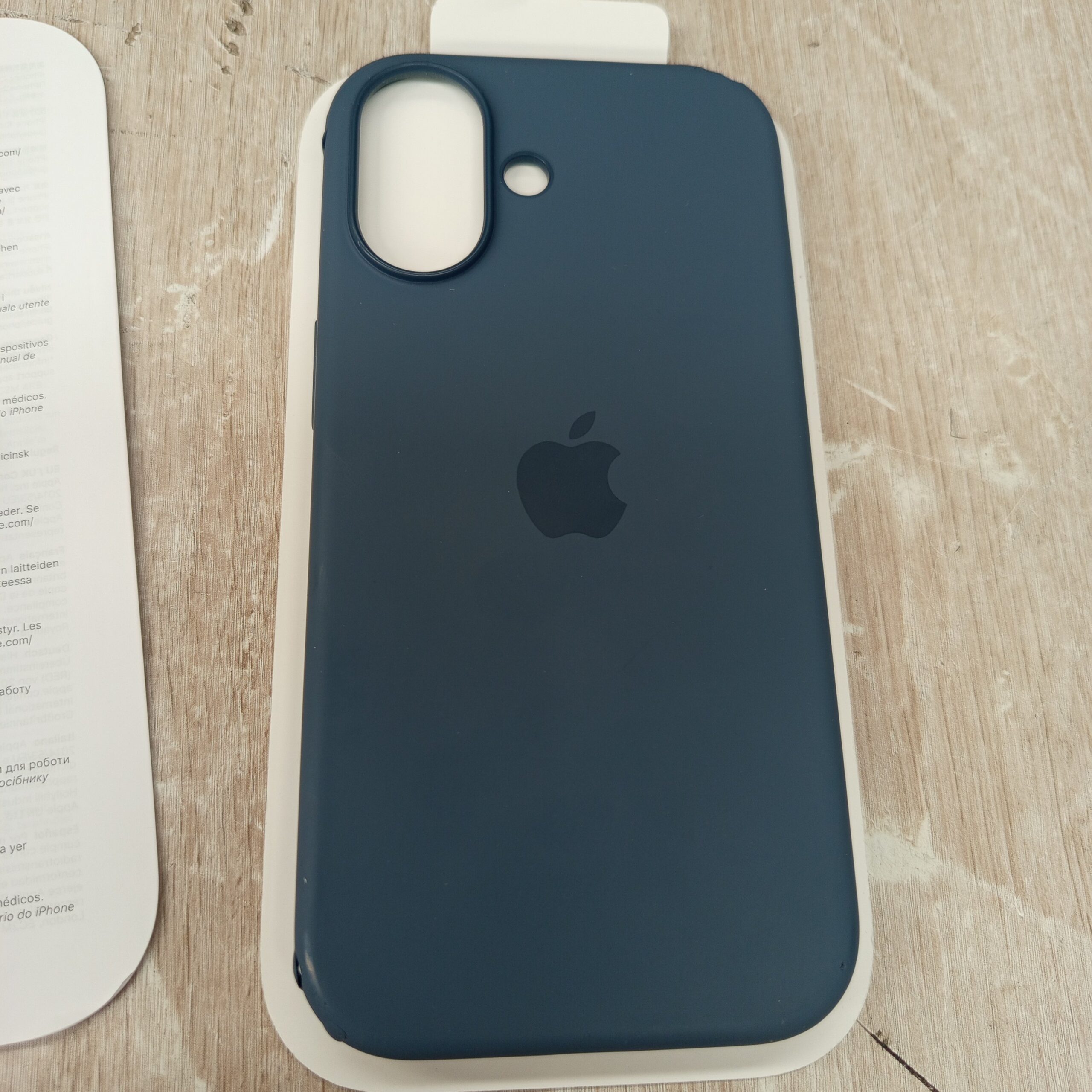 Funda de Silicona - iPhone 17 - Apple - Imagen 9