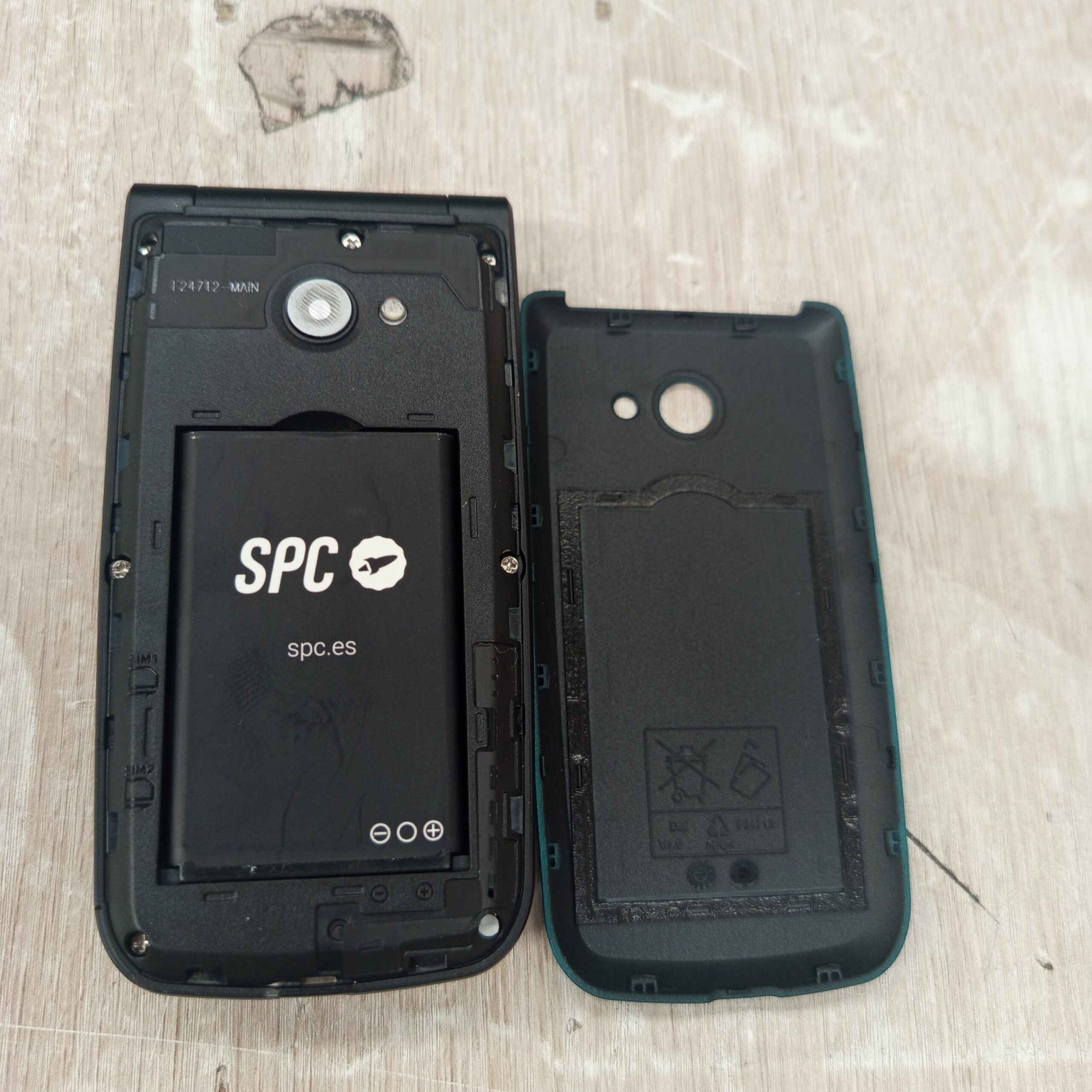 Teléfono móvil para Mayores - TITAN 2 - SPC - Imagen 4