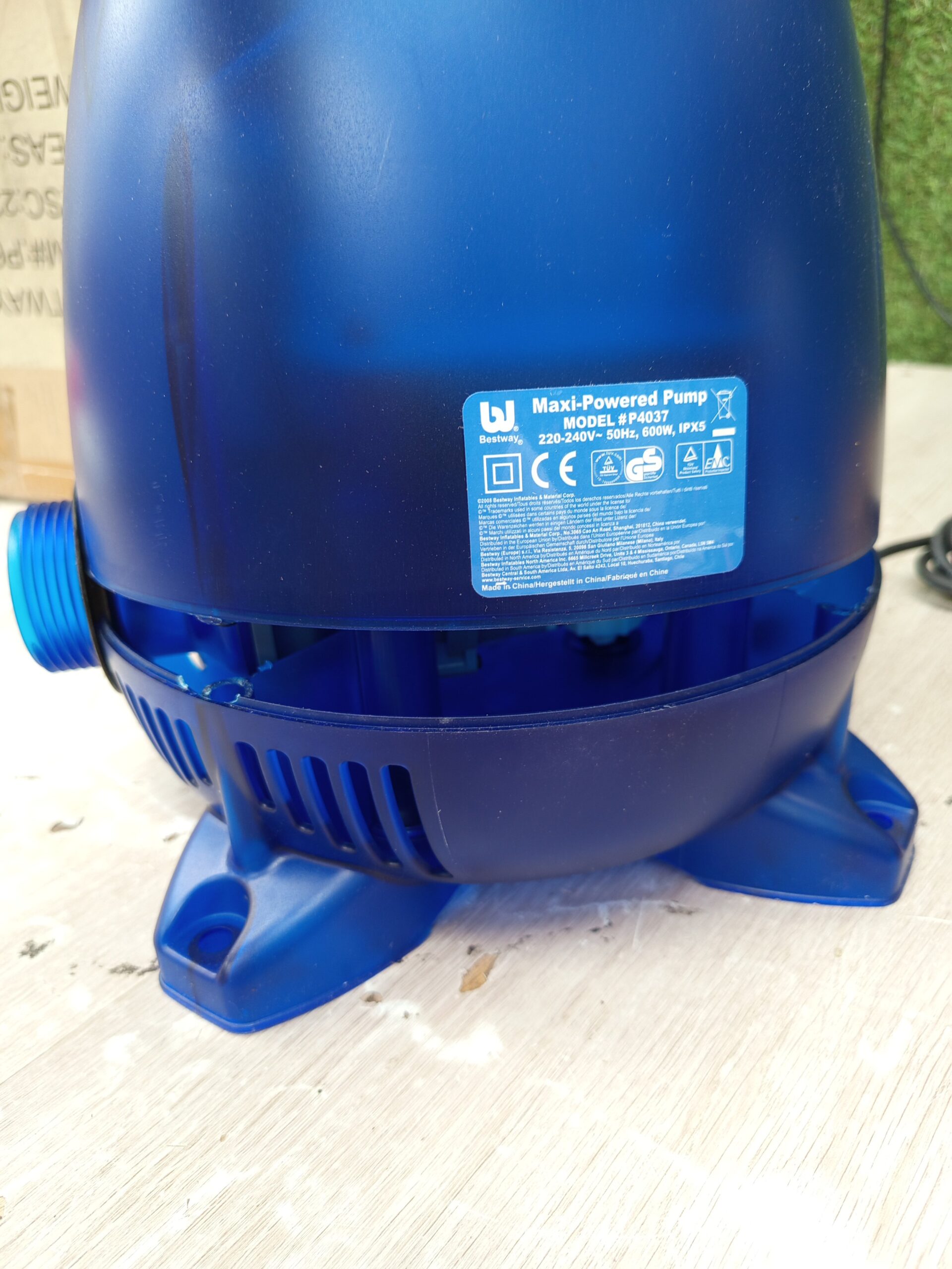 Bomba y soplador Lay-Z-Spa Bestway tipo huevo - Imagen 8