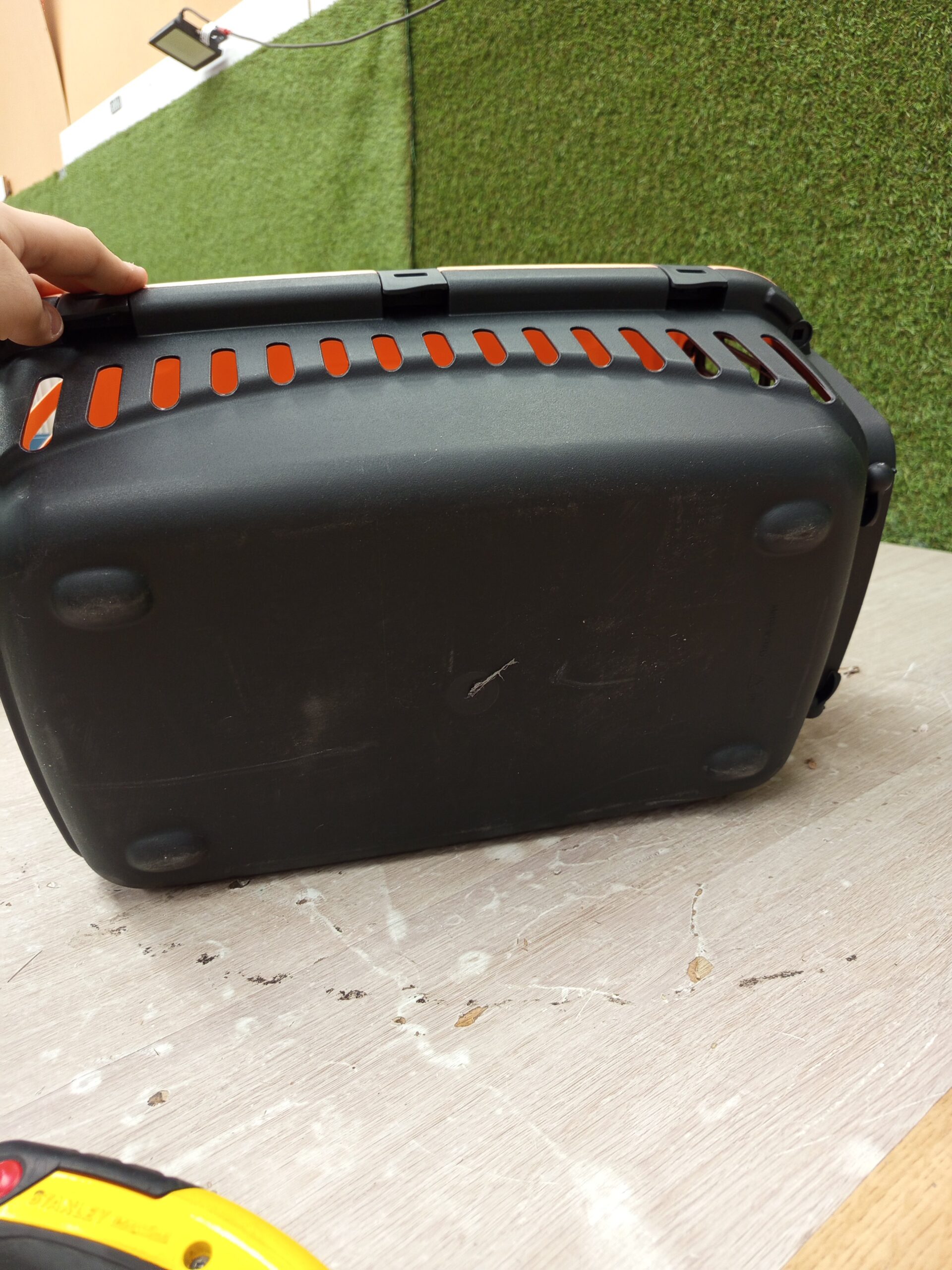 Outech Senda Transportín Naranja para perros y gatos - Imagen 6