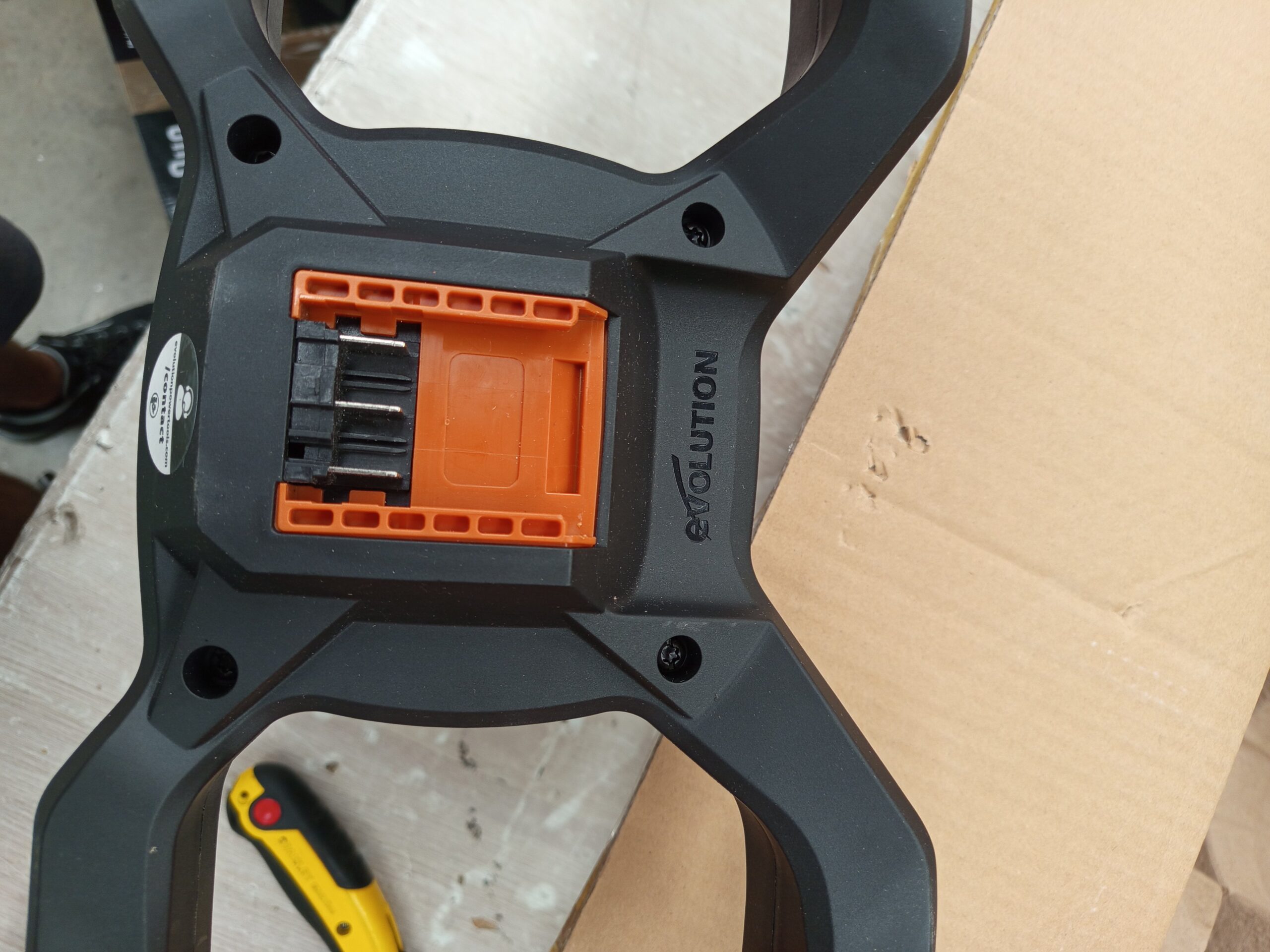 Evolution Power Tools R120MXR-Li Mezcladora - Imagen 4