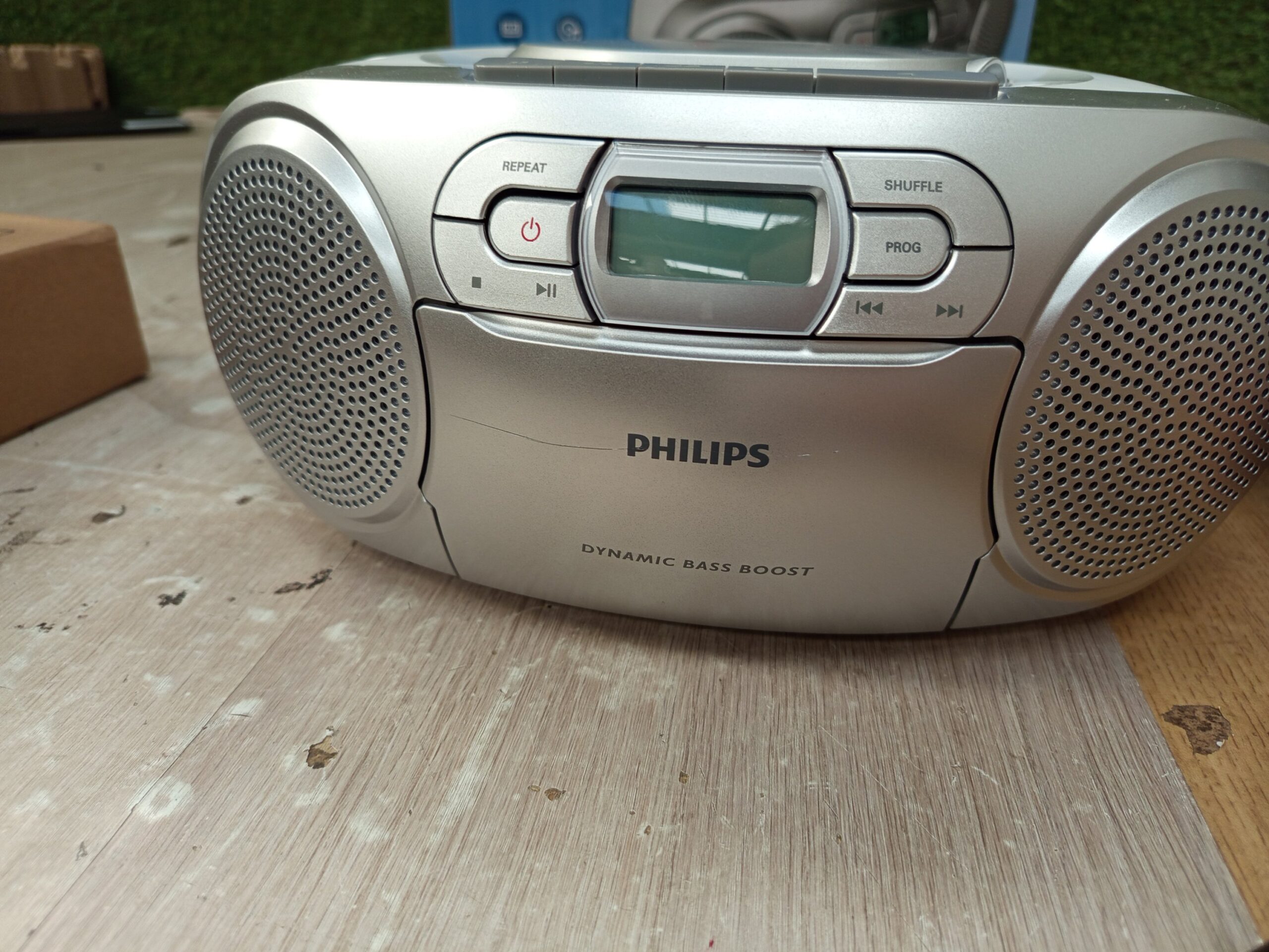Philips Boombox AZ127/12 Reproductor - Imagen 3