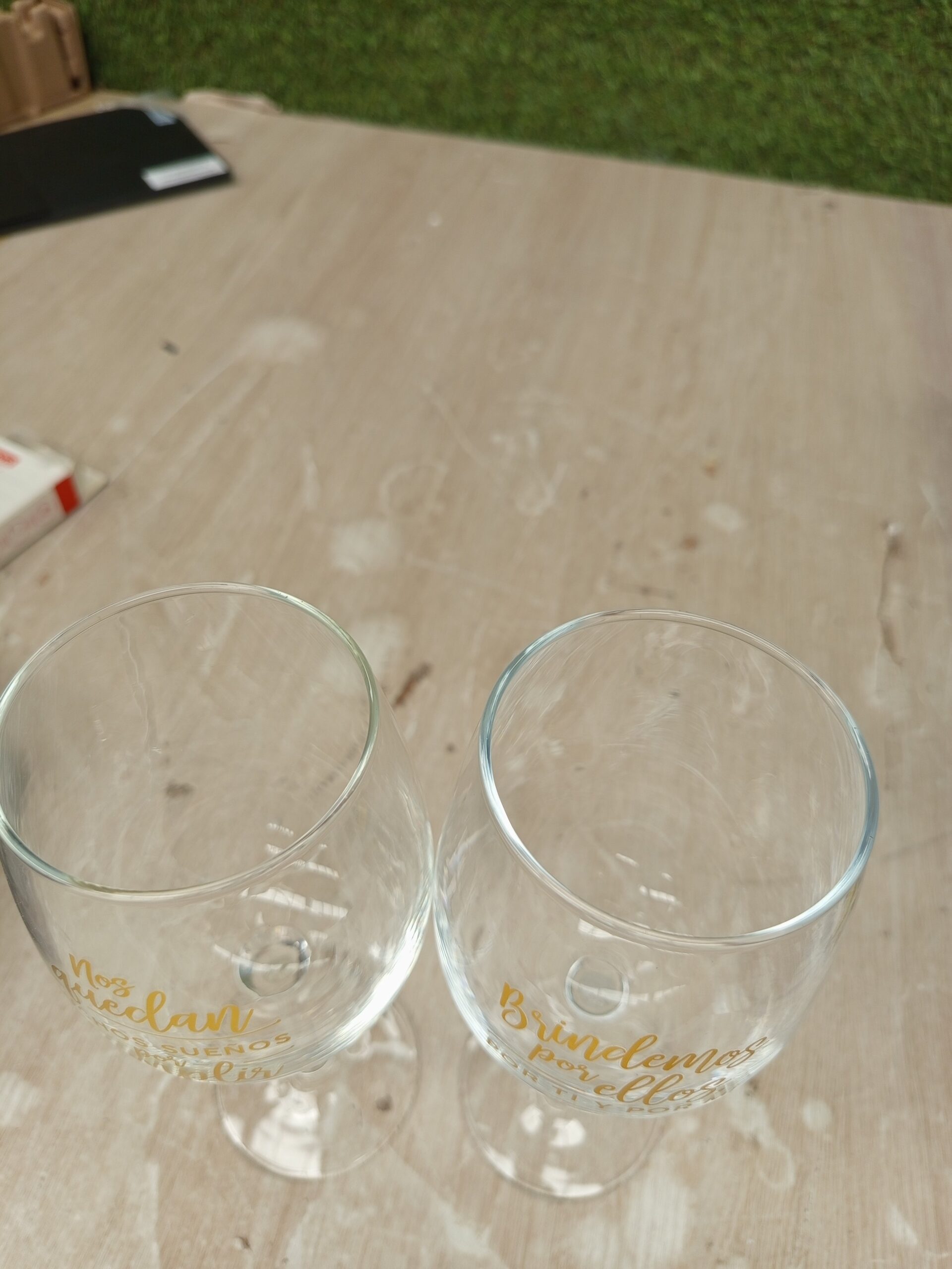 Set de 2 copas para Novios Nos quedan muchos sueños por cumplir - Imagen 3