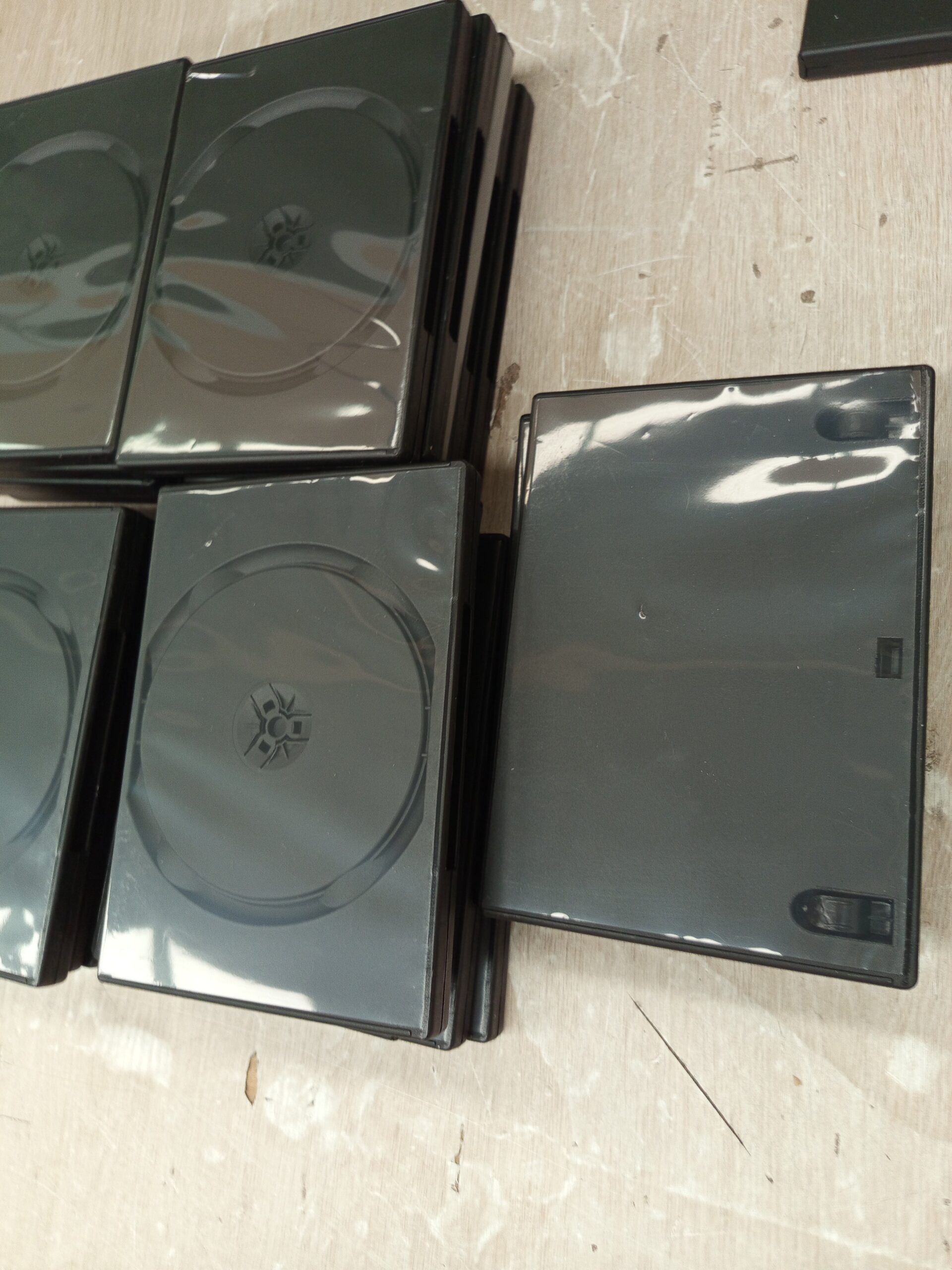 Hama 11495 - Pack de 30 Cajas para CD/DVD. - Imagen 7