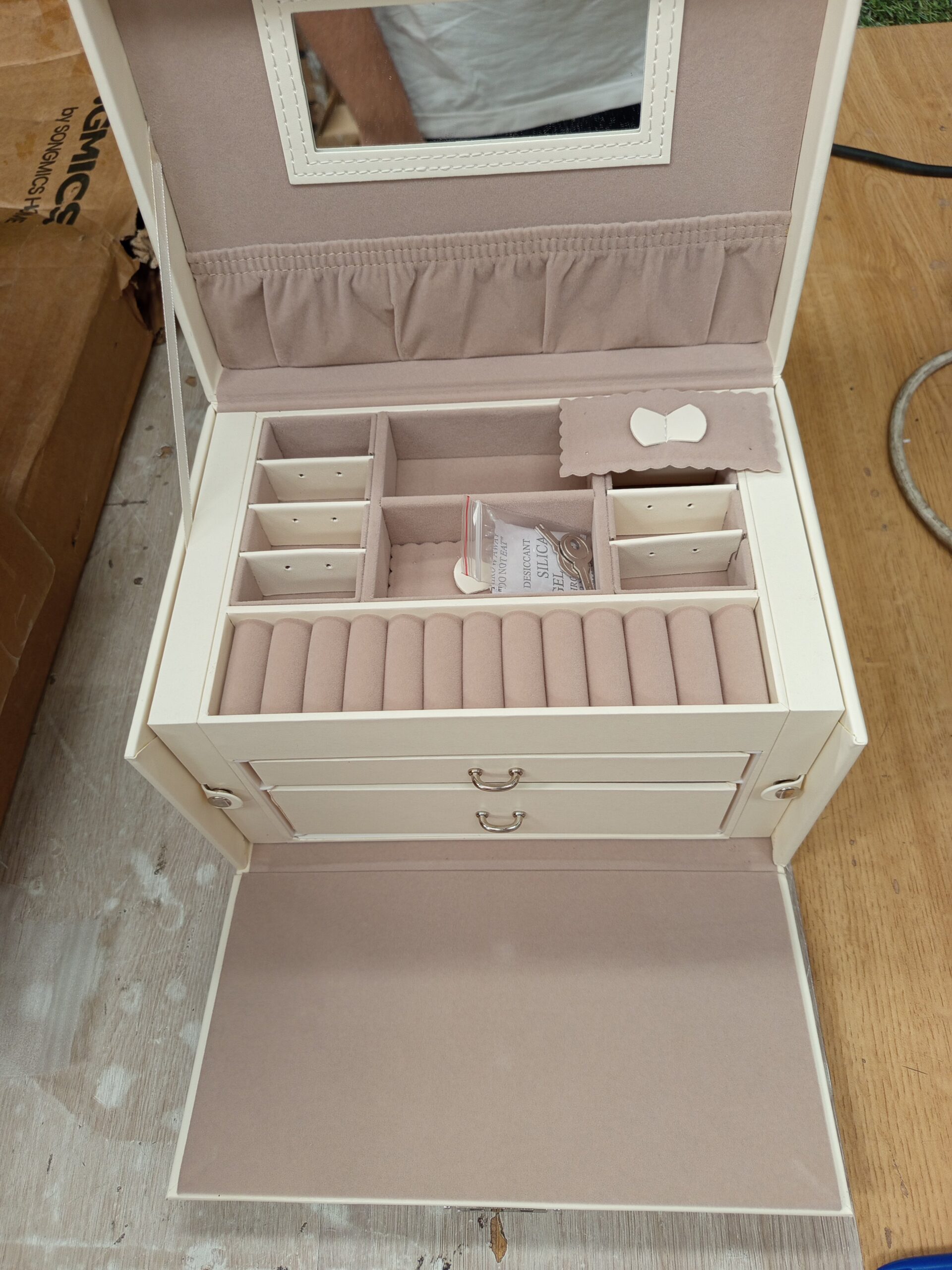 Caja Joyero de 3 Niveles - JBC121W - SONGMICS - Imagen 9