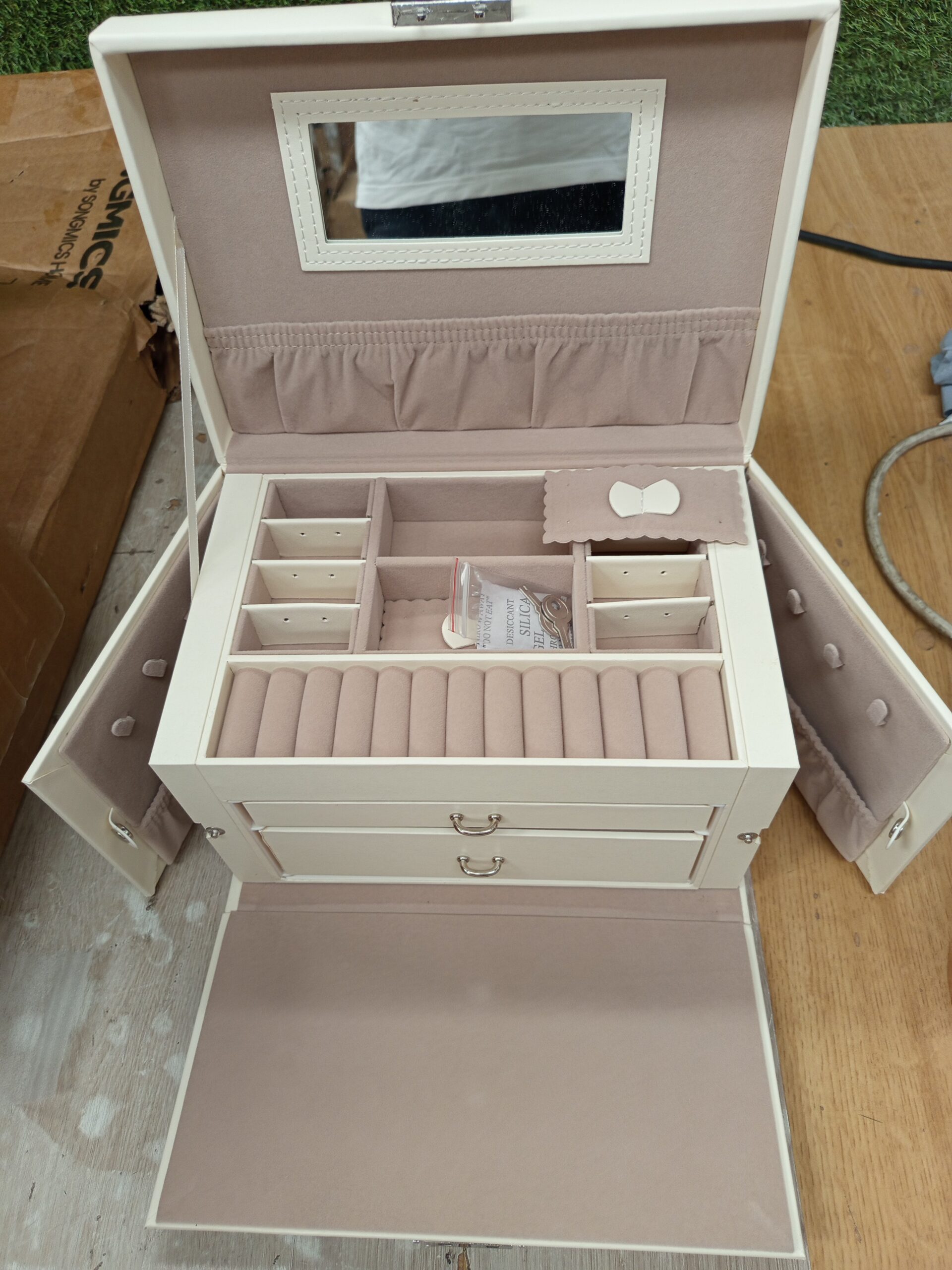 Caja Joyero de 3 Niveles - JBC121W - SONGMICS - Imagen 7