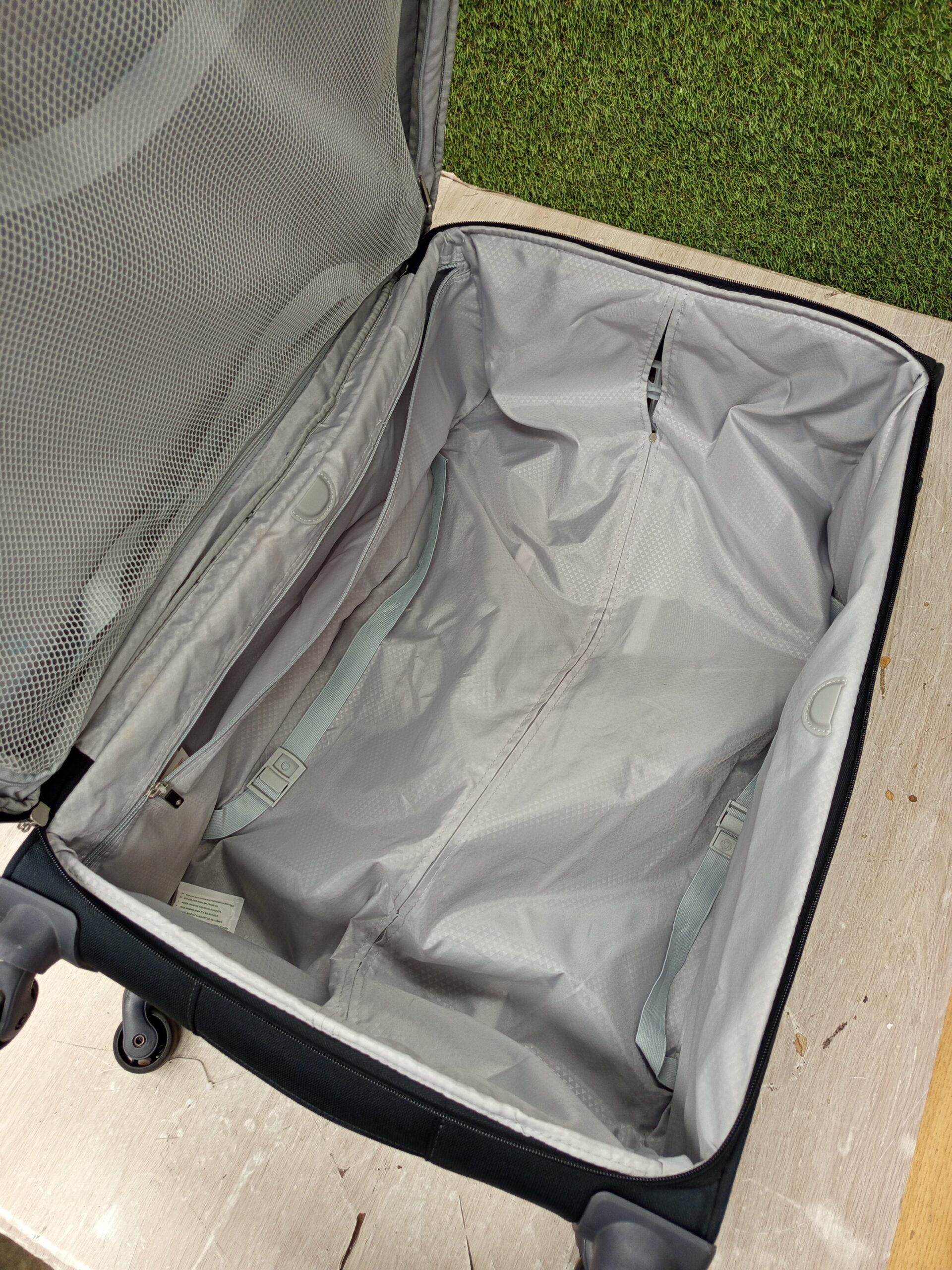 Maleta Base Boost Spinner Samsonite. - Imagen 3