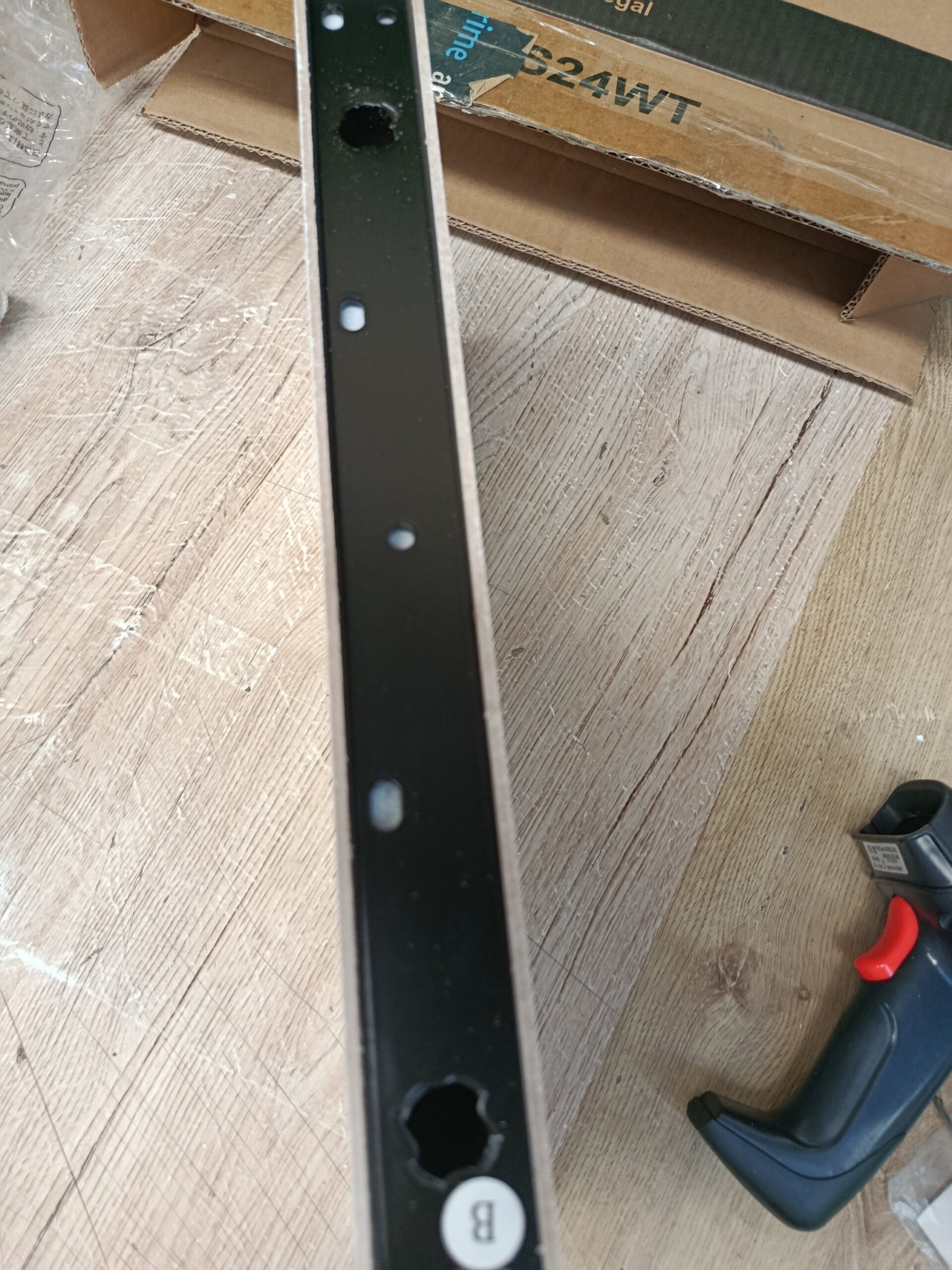 ESTANTE FLOTANTE VASAGLE LWS24WT - Imagen 4