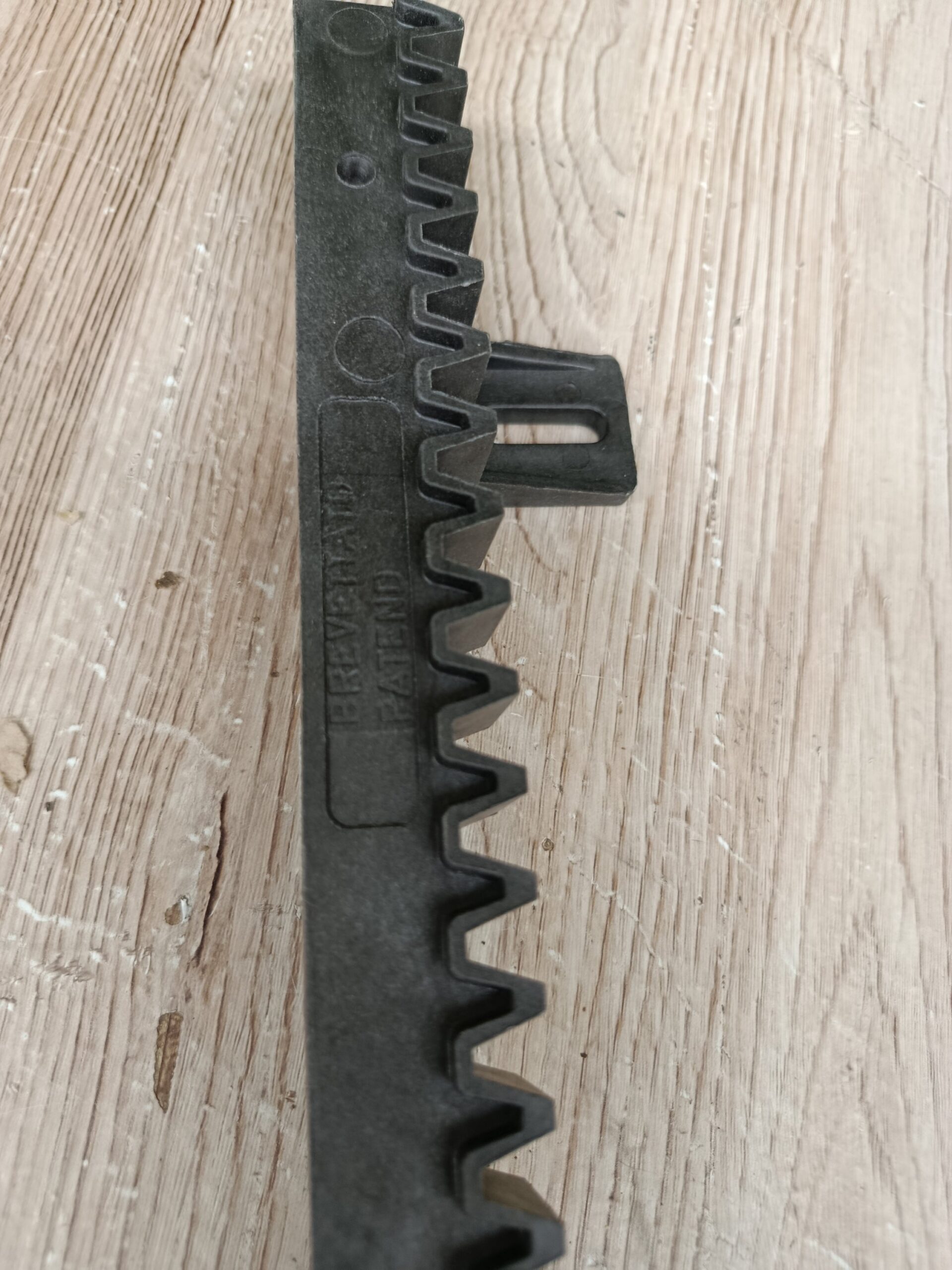 SOMFY MEDIDOR DE BATIDOS BAJO PARA PUERTAS CORREDERAS - Imagen 6