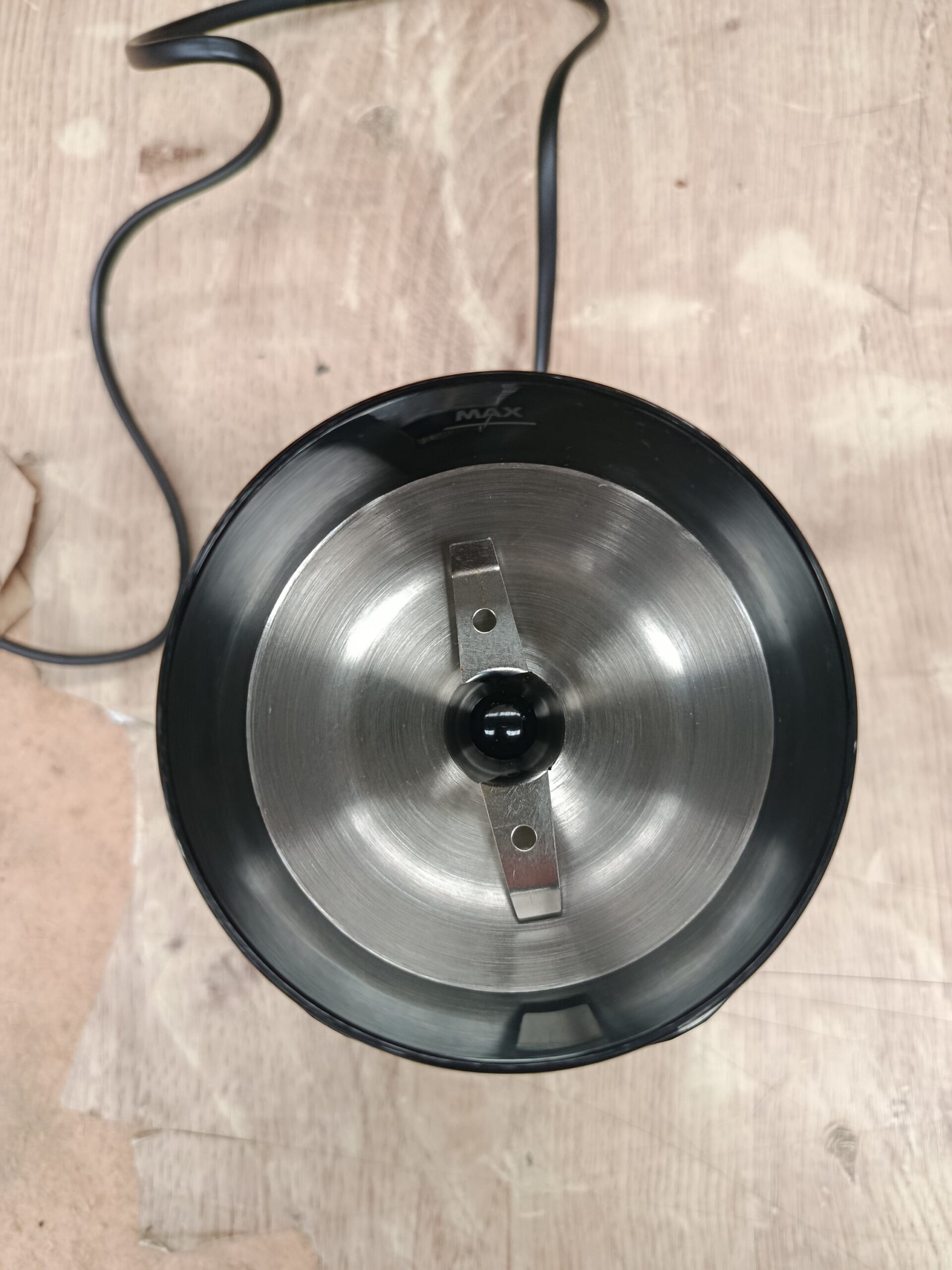 Amazon Basics Molinillo de café eléctrico - Imagen 6