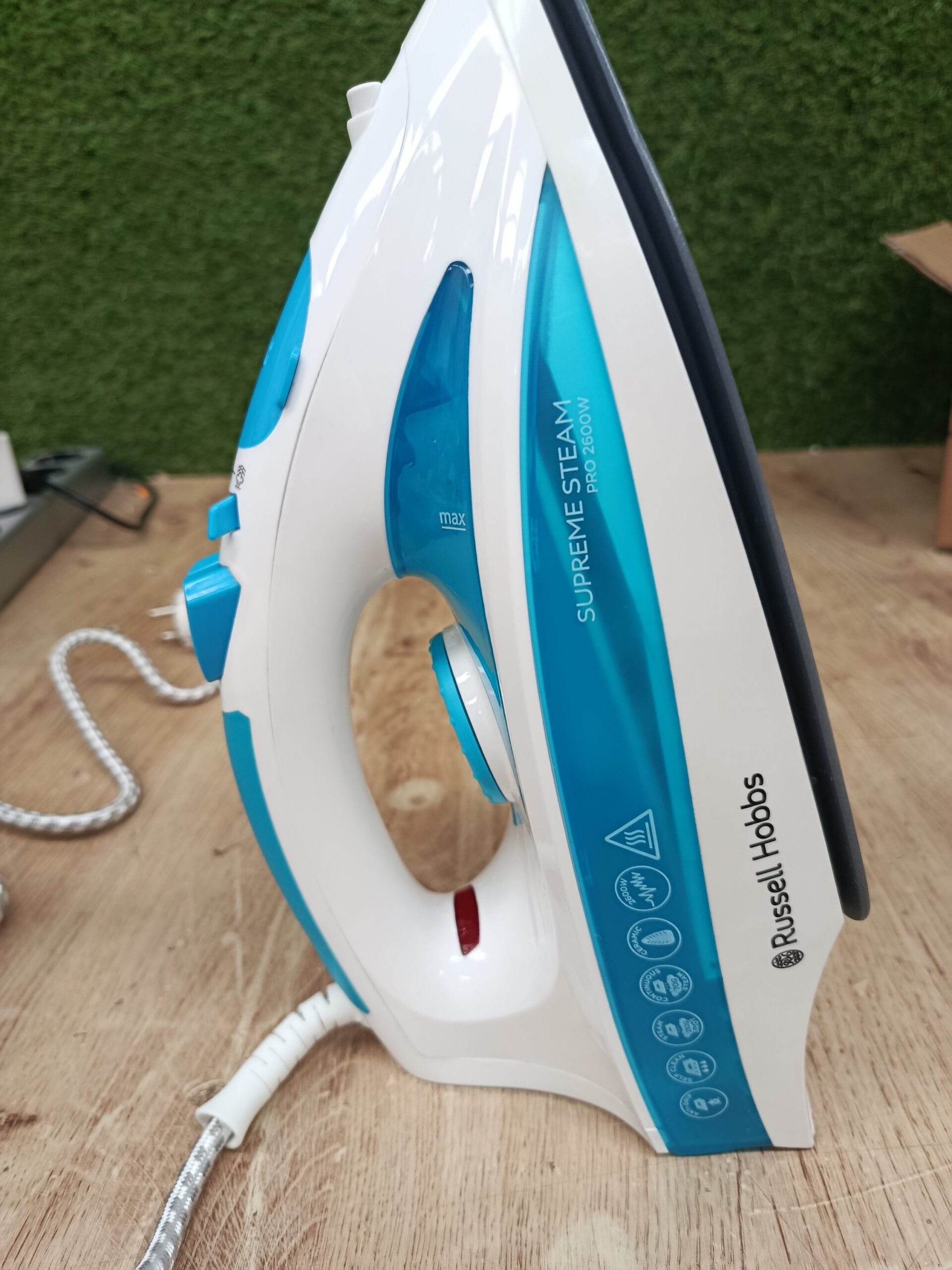 Russell Hobbs Plancha de Vapor Steam Glide Pro - Imagen 6