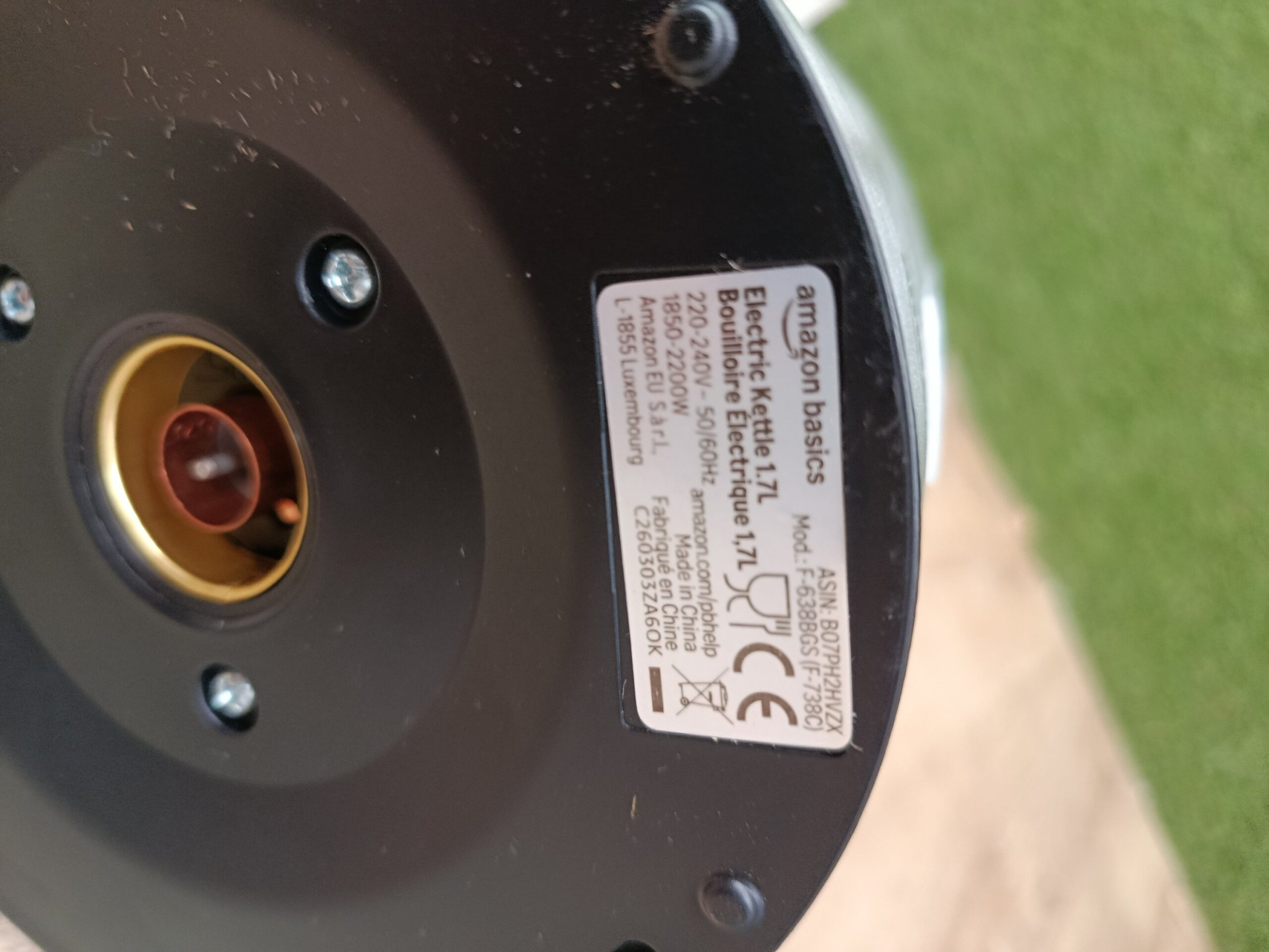 Amazon Basics Hervidor de agua eléctrico - Imagen 4