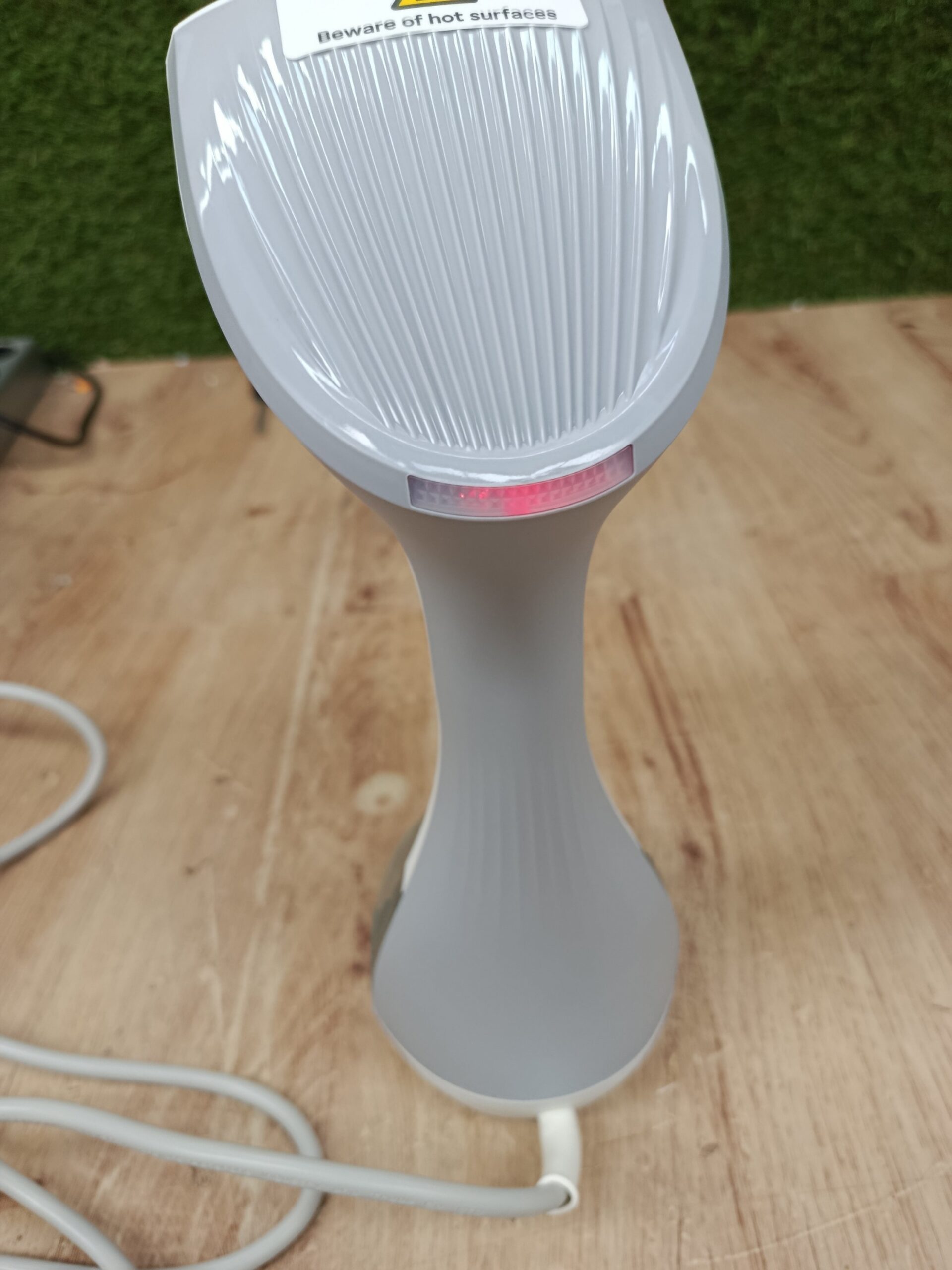 AROEVE Plancha Vertical Vapor 1300W - Imagen 5