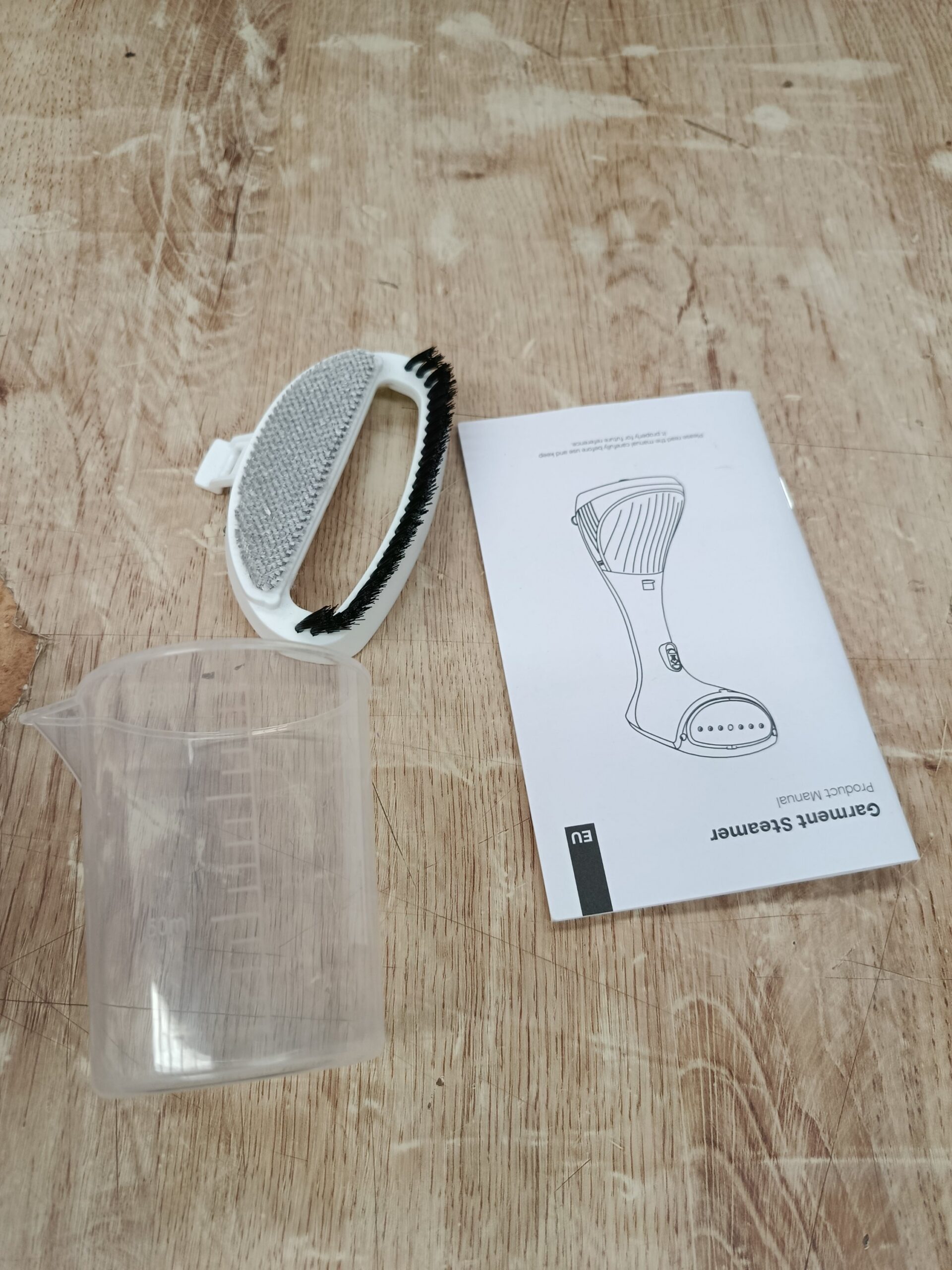 AROEVE Plancha Vertical Vapor 1300W - Imagen 8