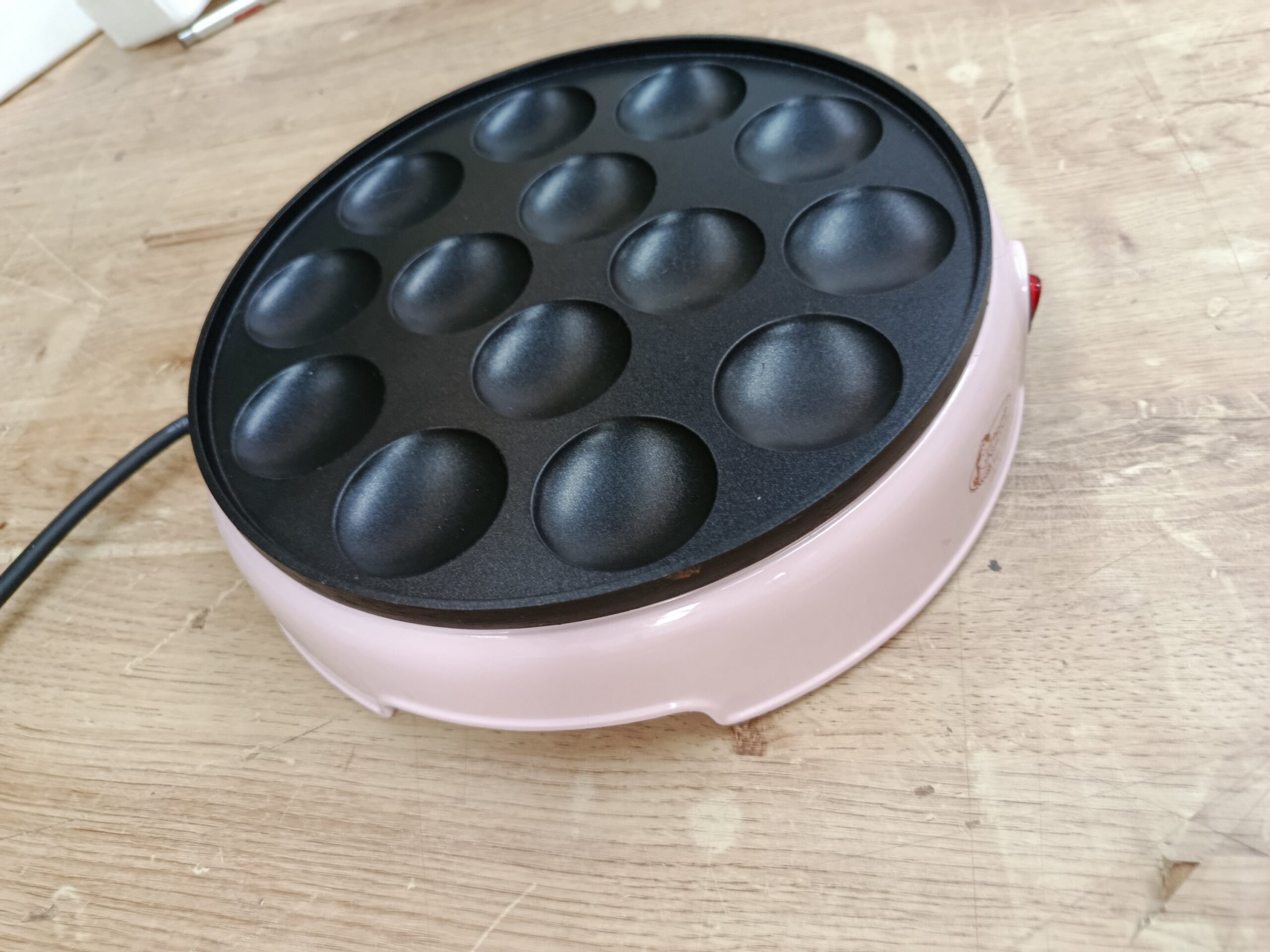 Bestron Poffertjes in Retro Design Mini Pancake Maker - Imagen 2