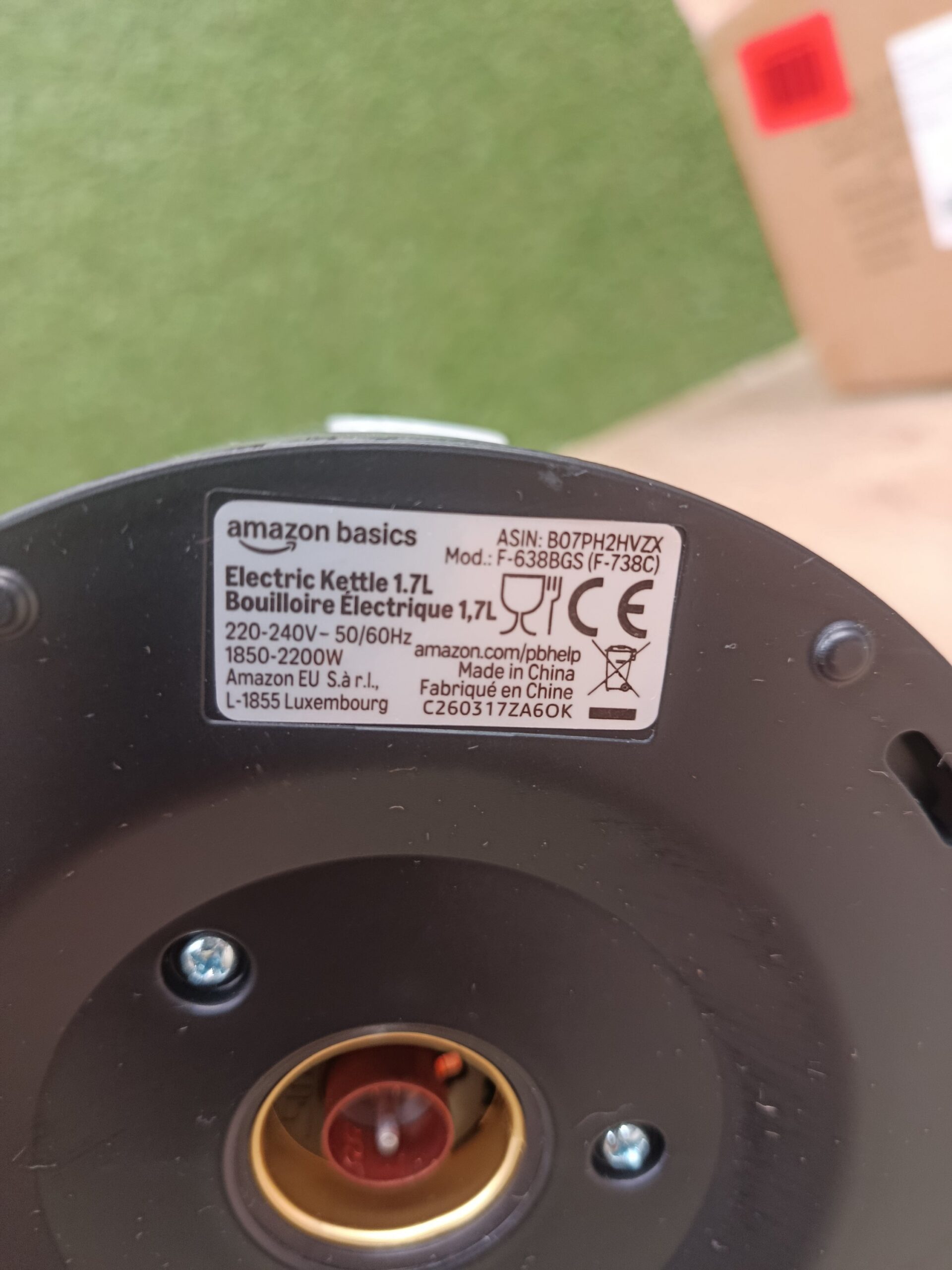 Amazon Basics Hervidor de agua eléctrico - Imagen 7