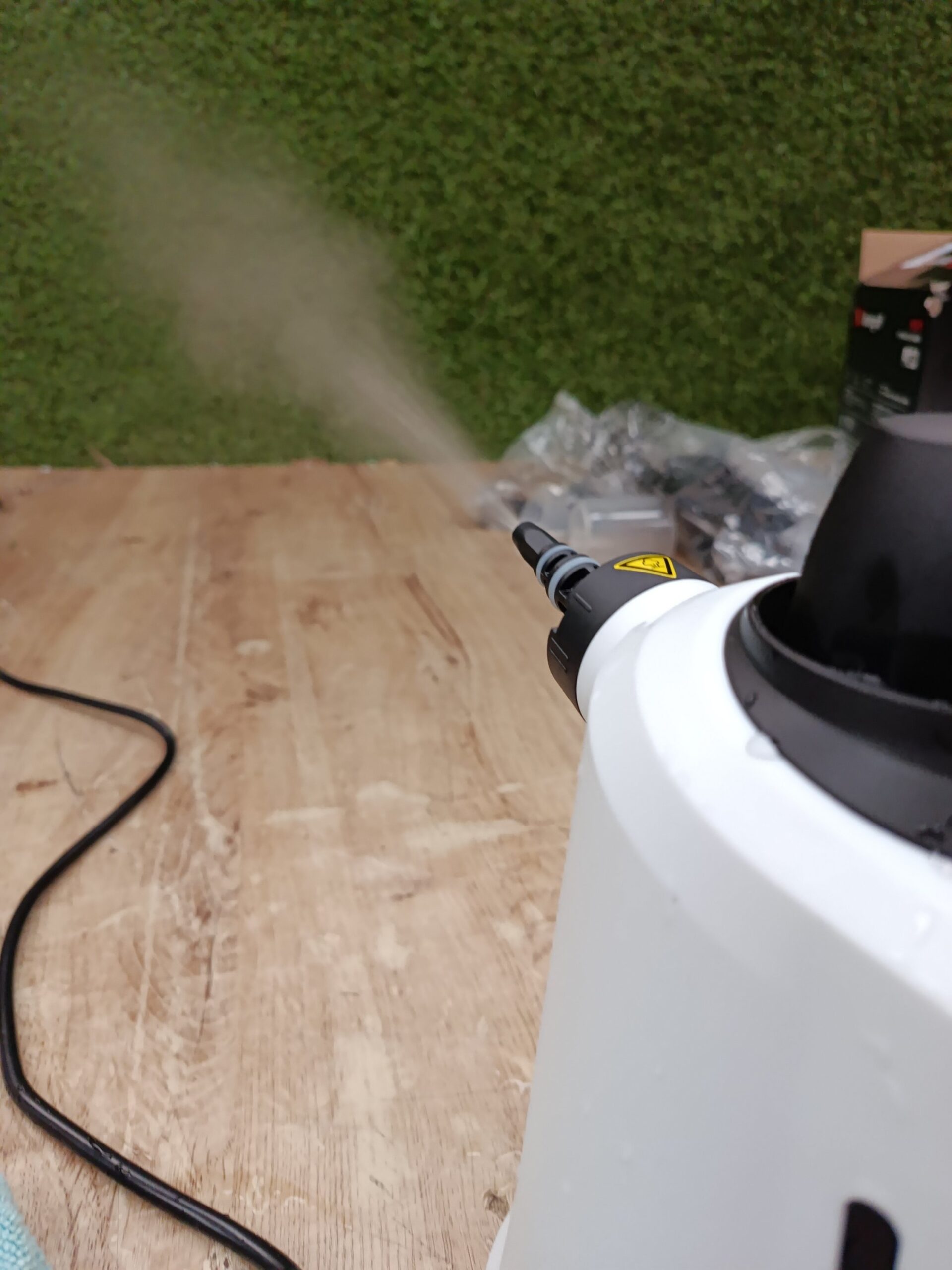 Ibergrif Limpiador de vapor portátil 1050W - Imagen 5