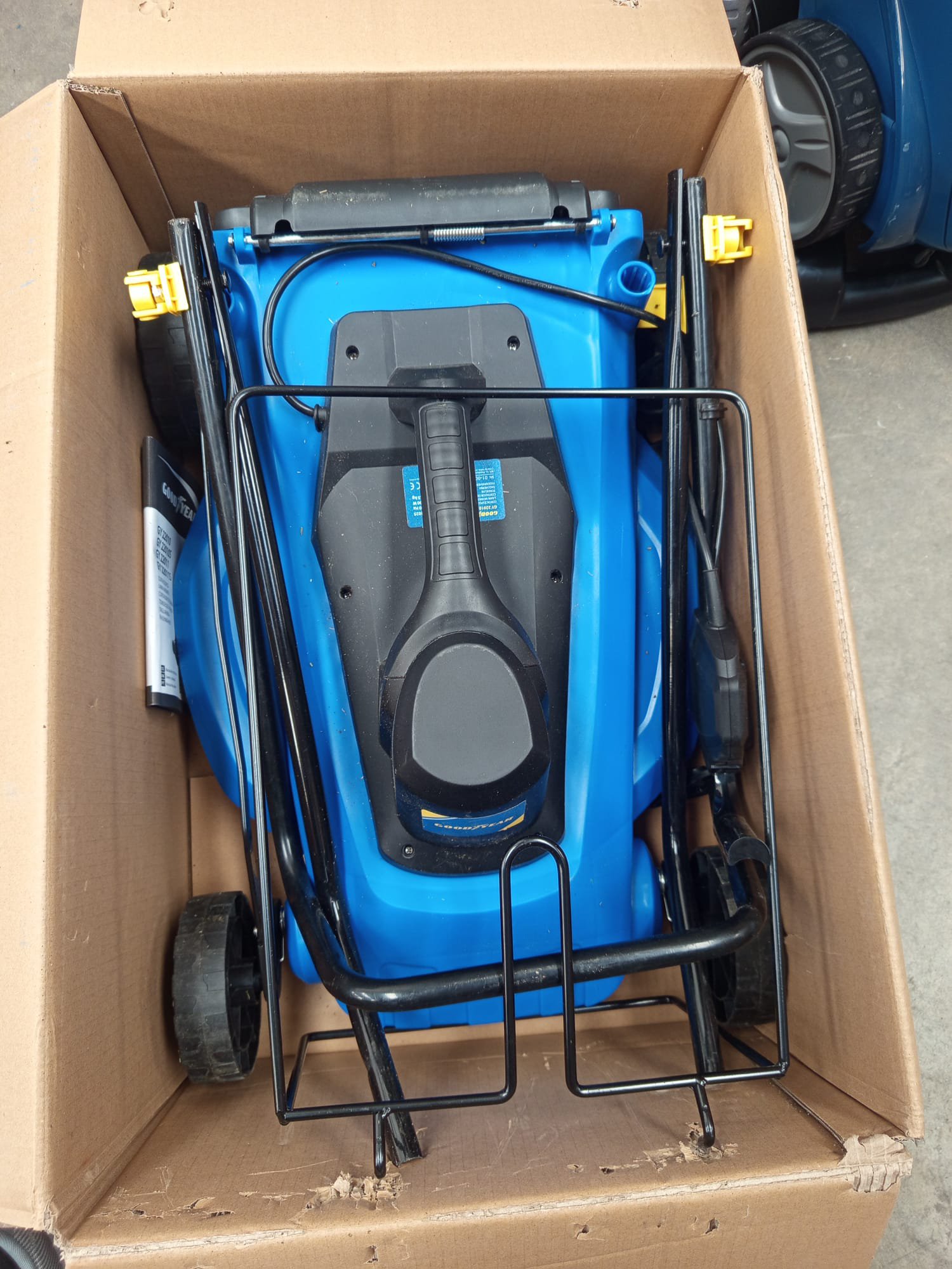 Goodyear GY22010 - Cortacésped eléctrico rotativo de 1800 W - Imagen 3