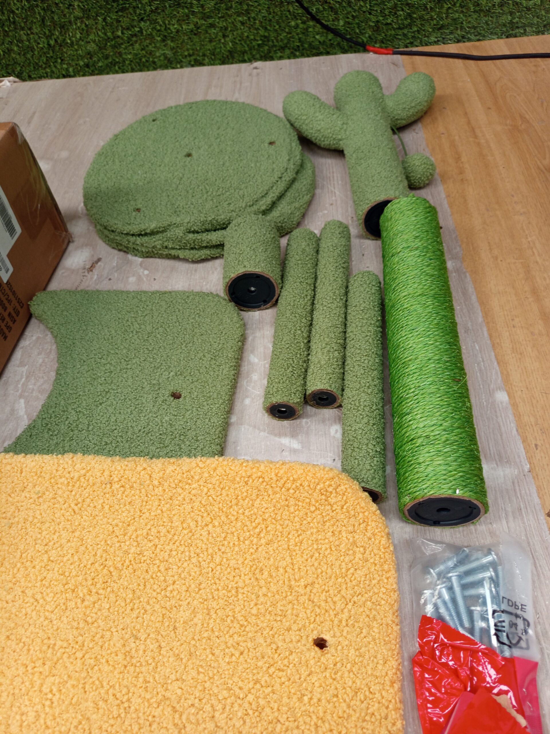 Amazon Basics Árbol de Cactus para Gatos - Imagen 3